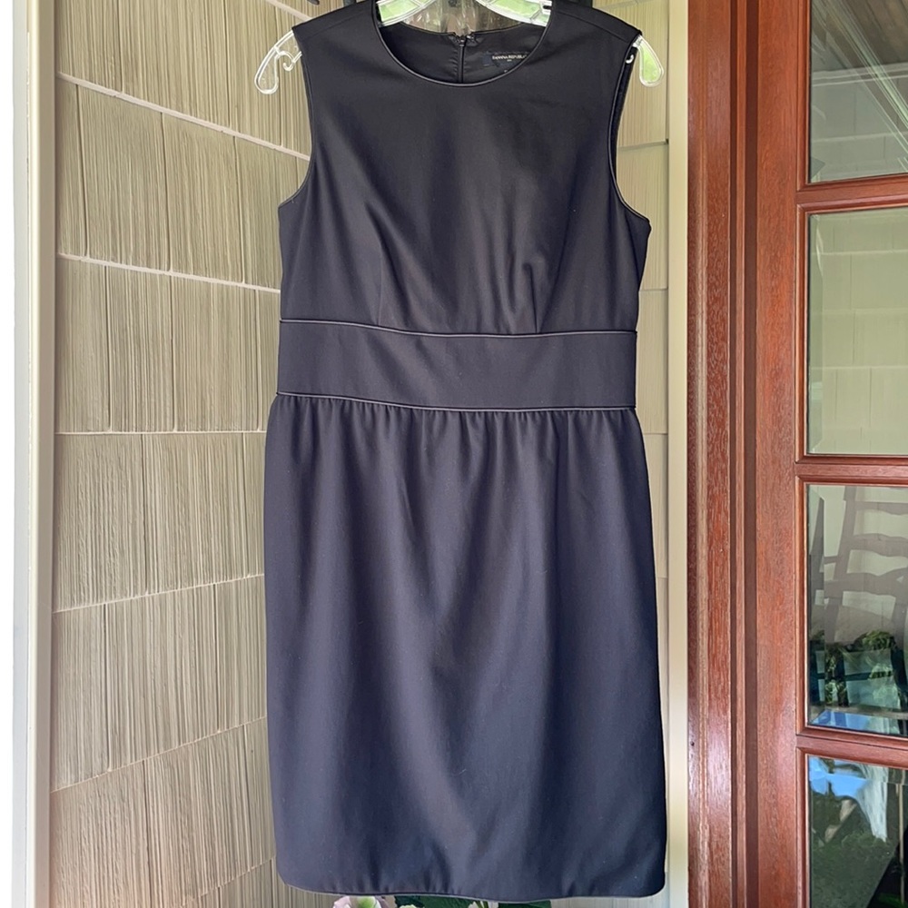 NWT Banana Republic Little Black Dress